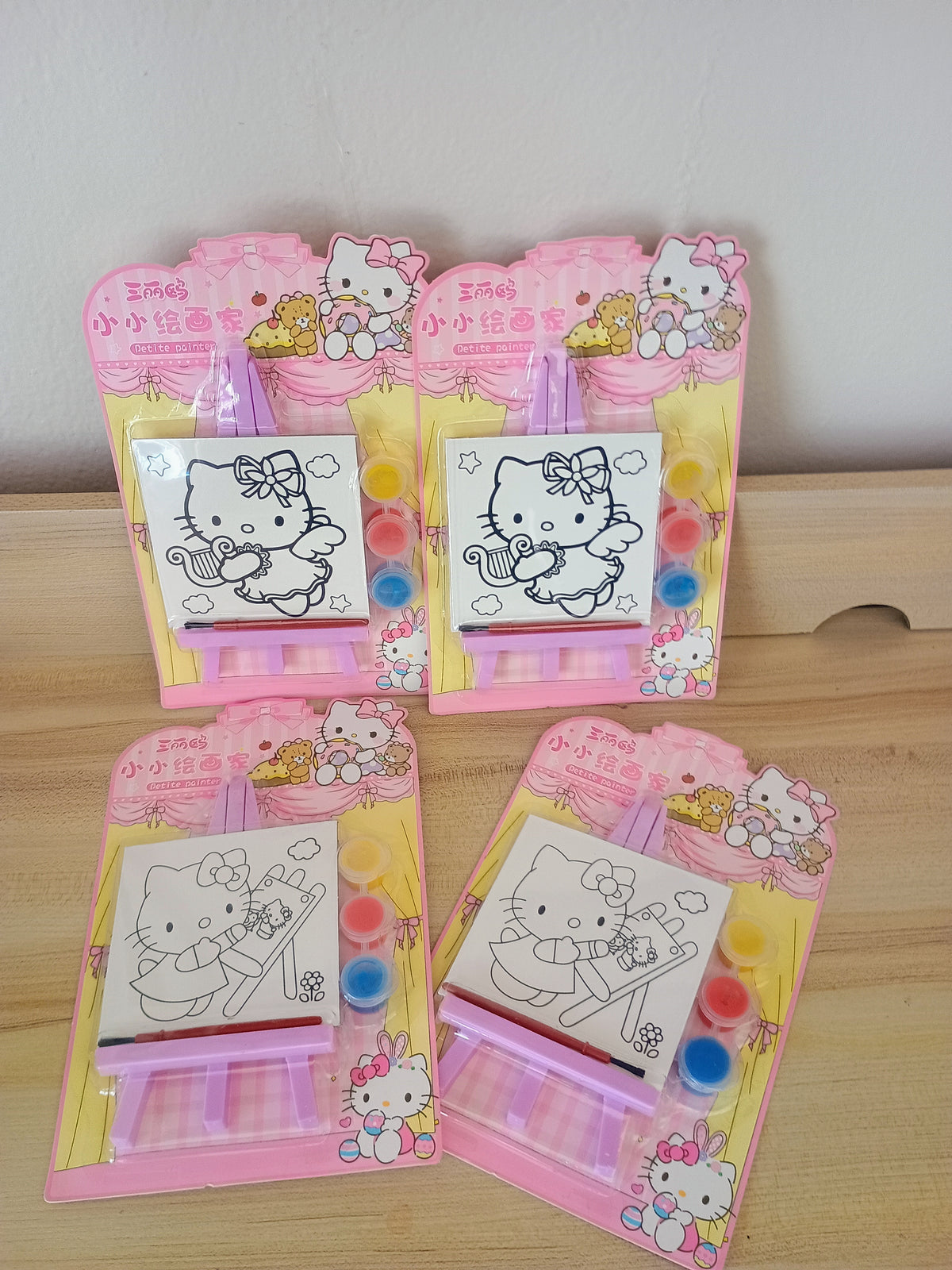 Καβαλέτο με Καμβά Hello Kitty